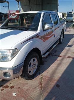 نيسان نافارا